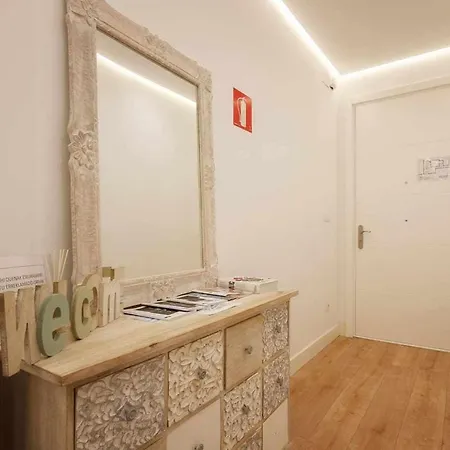 Estrena Glamour Y Guggenheim By The Urban Hosts