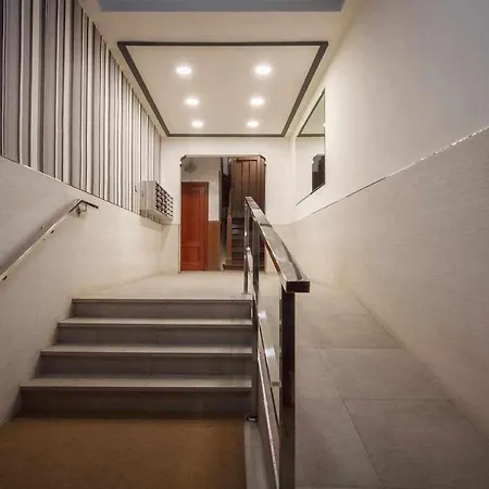 Apartment Estrena Glamour Y Guggenheim By The Urban Hosts Bilbao